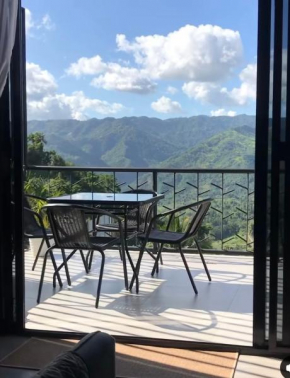 Hideout sa Babag